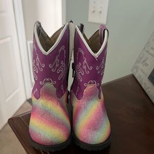 Toddler girl smoky mountain boots size 6